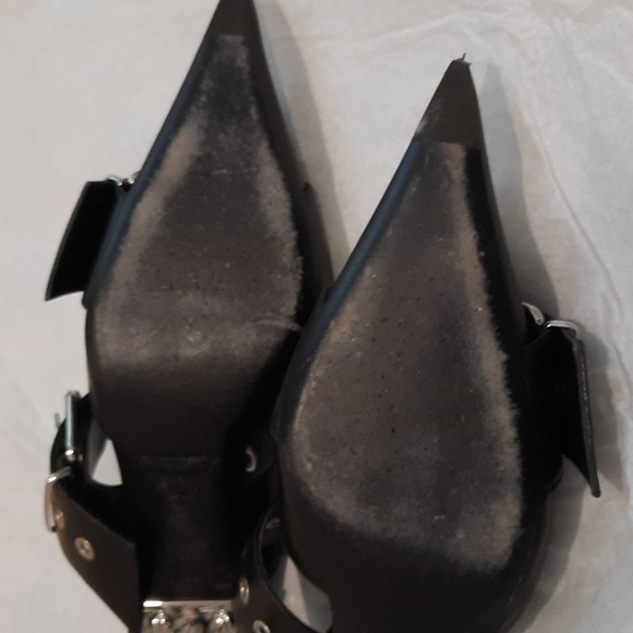 Balenciaga Runway Leather Pumps - Picture 7 of 10